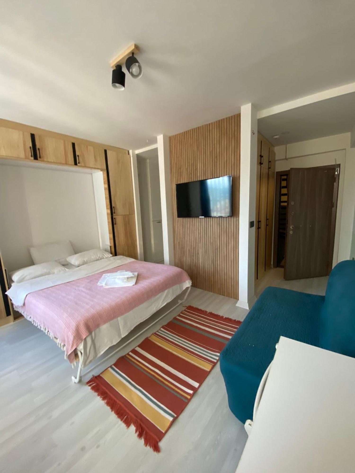 Hotel Hub Flats 4*