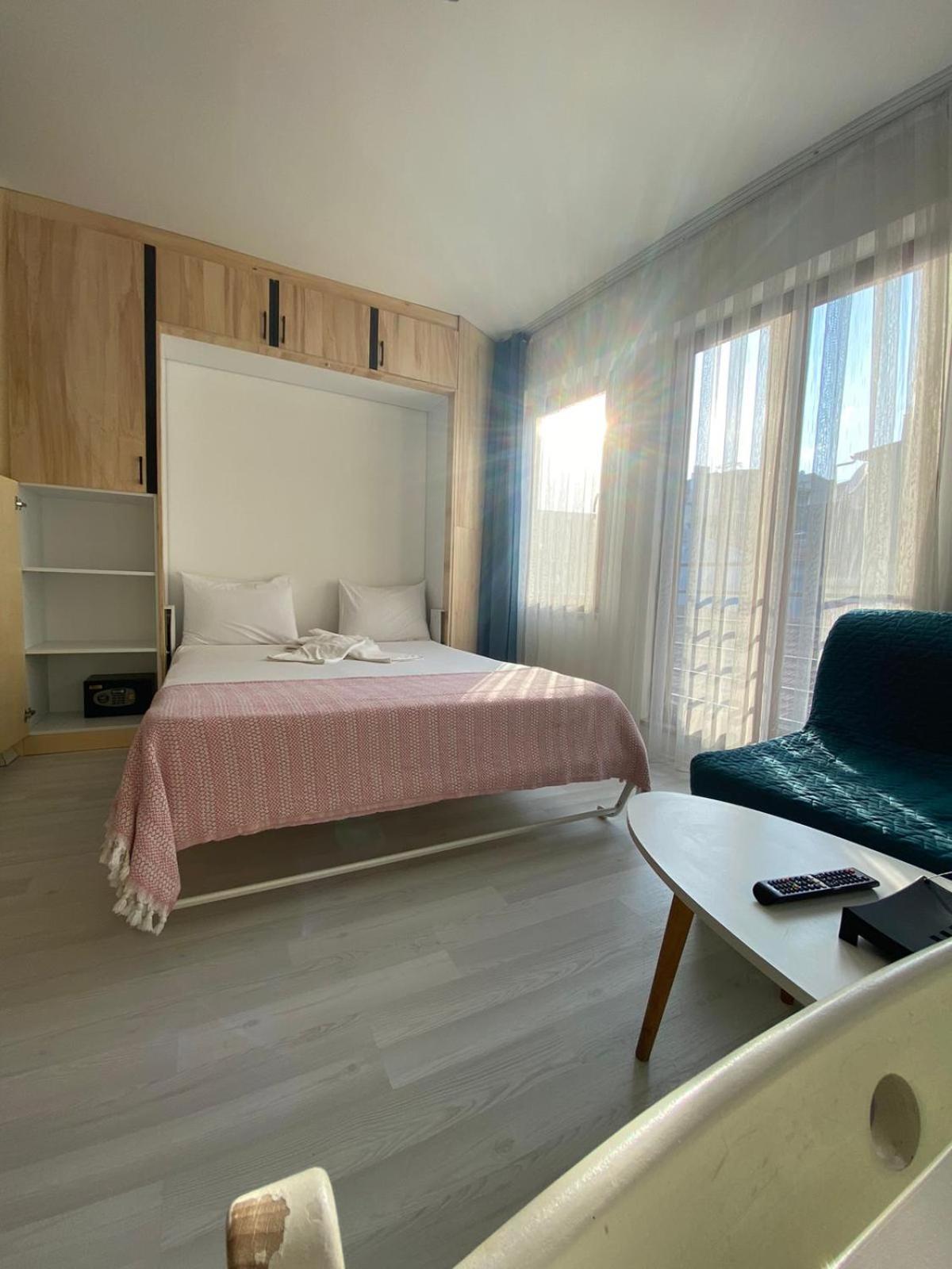 Hub Flats Hotel 4*