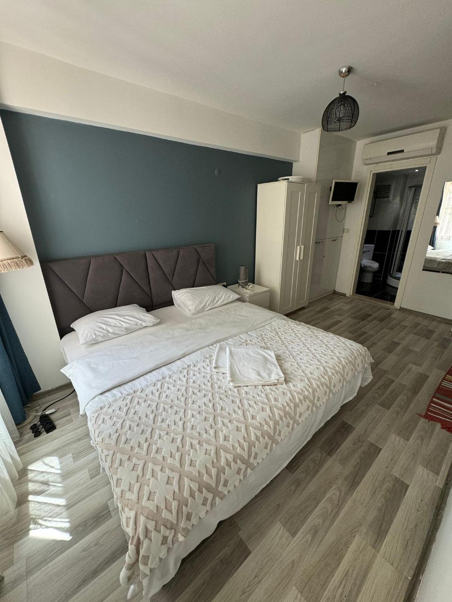 Hotel Hub Flats 4*