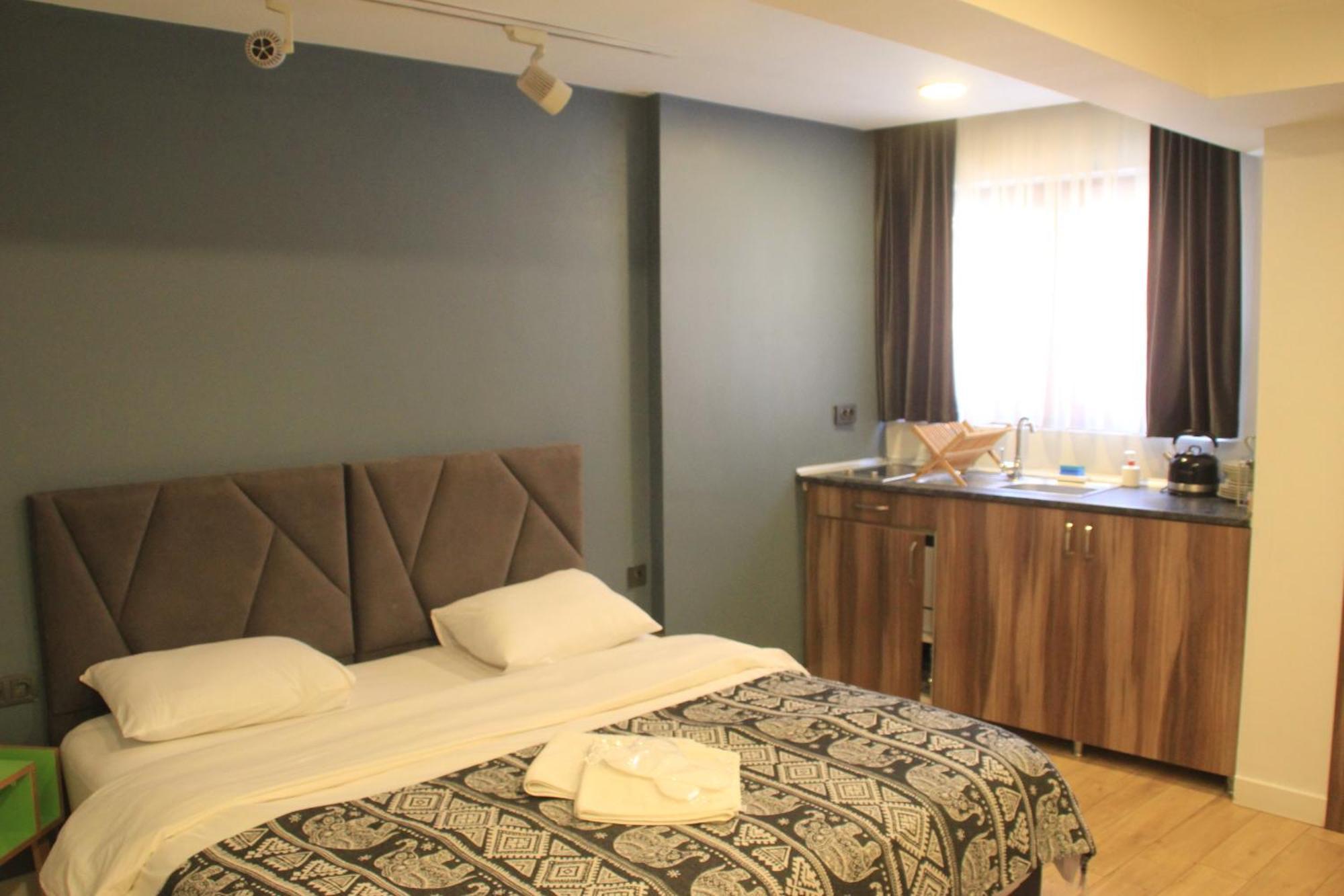 Hub Flats 4*