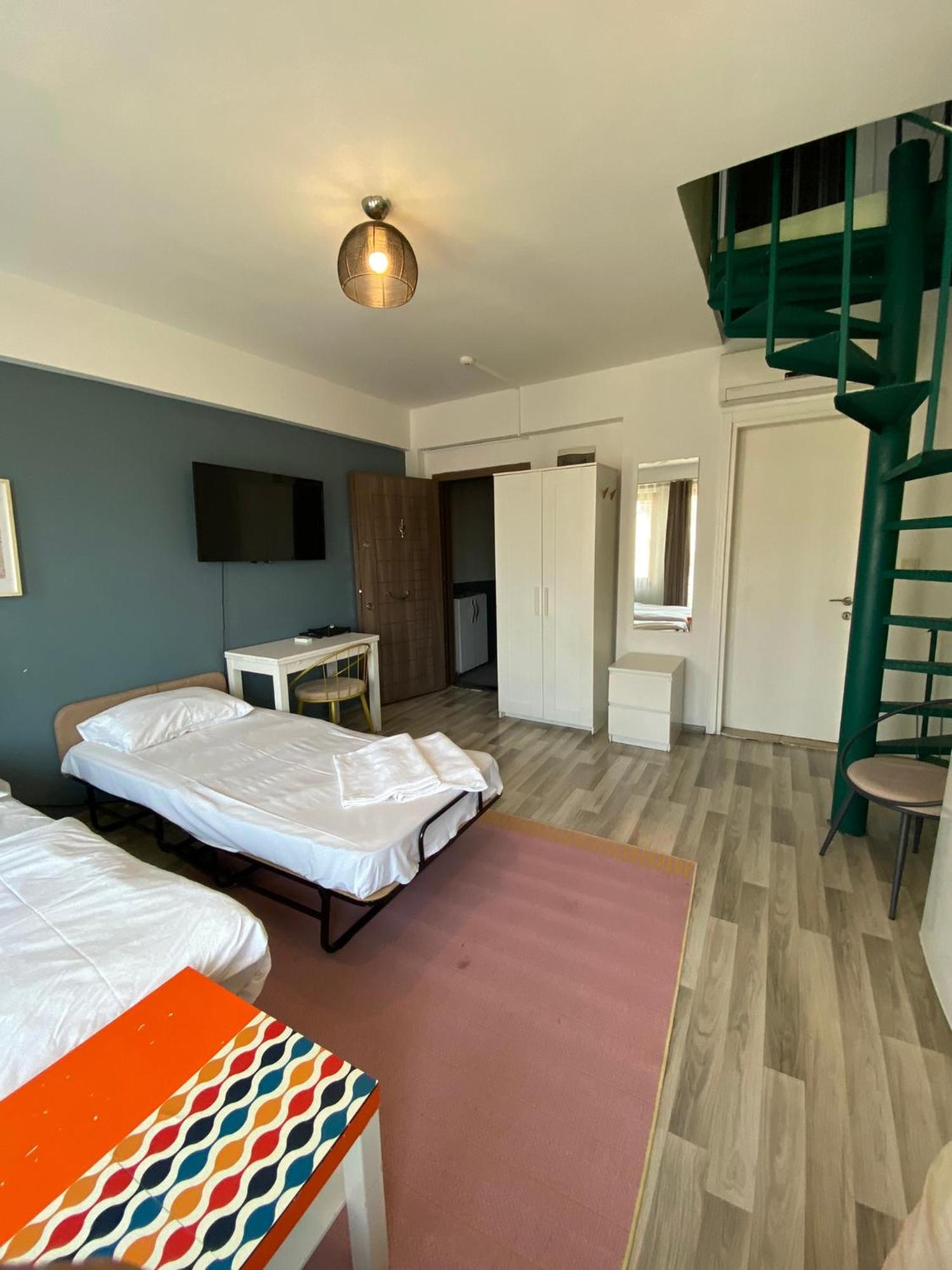 Hub Flats Hotel 4*